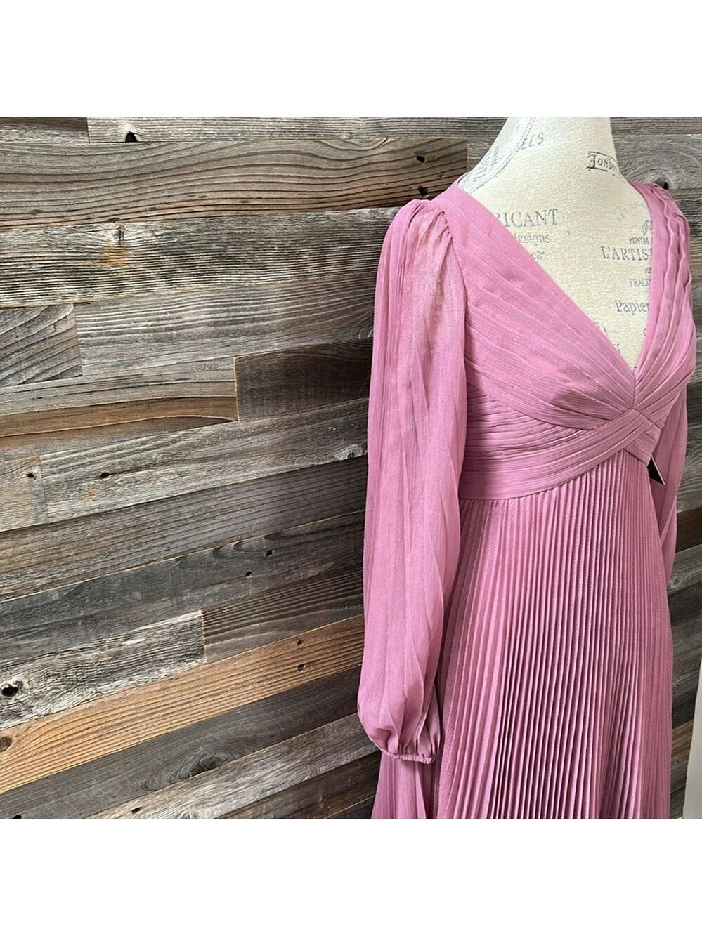 NWT Theia Sample Pleated Midi Dress Long Sleeve Size 4 - Picture 3 of 14